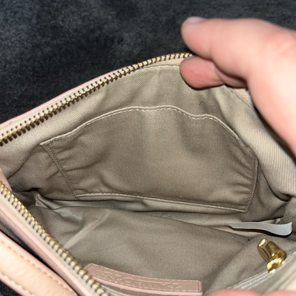 Cream Shoulder Bag with Smooth Leather Material and Compact Size - Picture 6 of 8